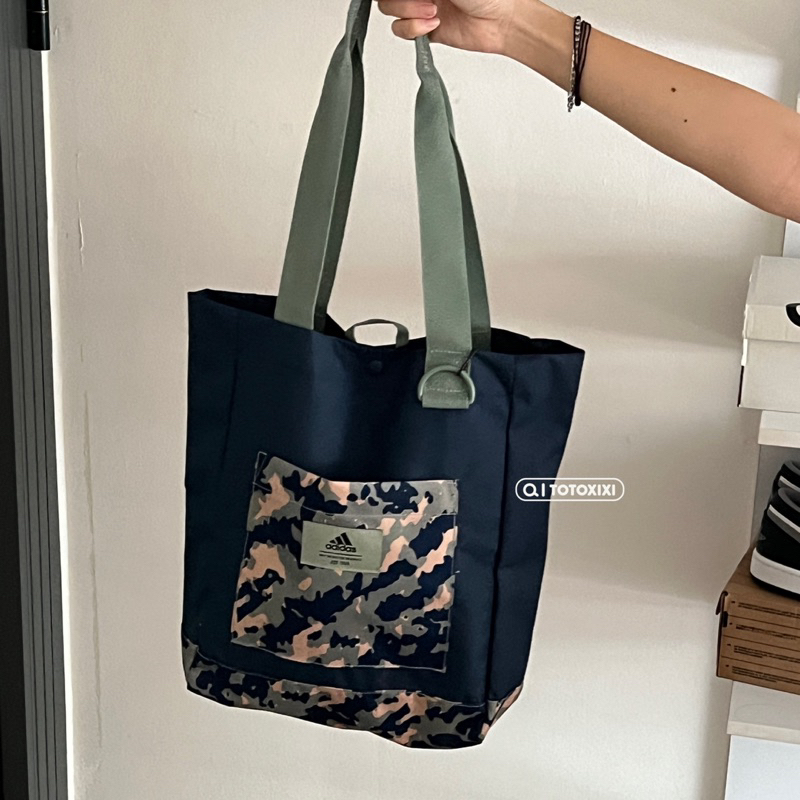 Túi tote Adidas Everyday GC3136 Chính Hãng