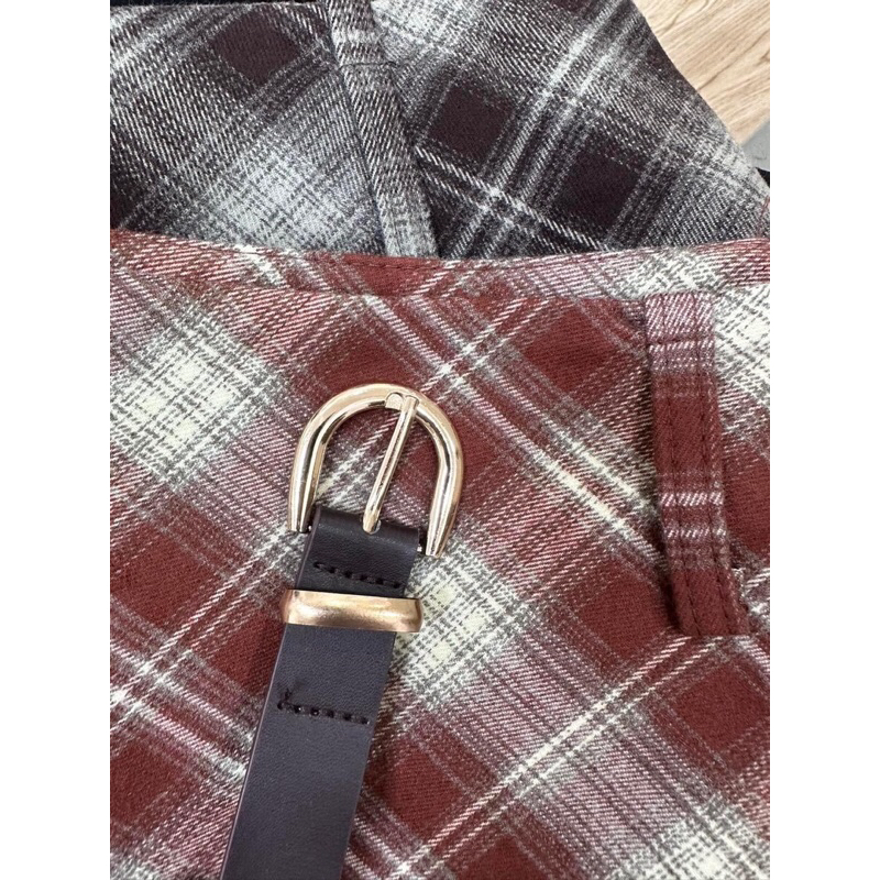 Chan váy caro kèm đai siêu xinh hack dáng