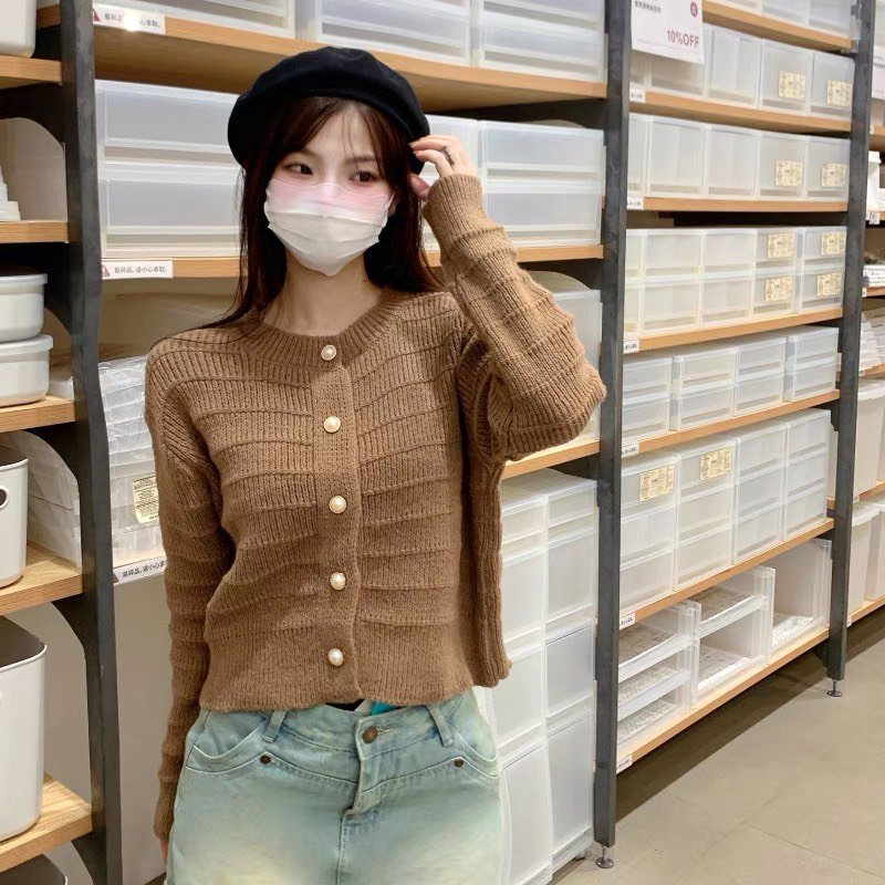 Áo len dài tay nữ sóng ngang cúc ngọc hồng be nâu xanh YLY áo khoác len cardigan basic cổ tròn C1931