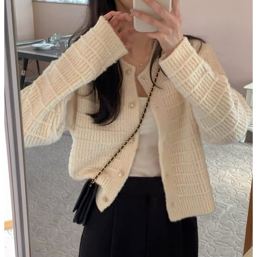 Áo len dài tay nữ sóng ngang cúc ngọc hồng be nâu xanh YLY áo khoác len cardigan basic cổ tròn C1931