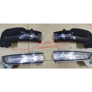 Đèn Xinhan gương chiếu hậu Toyota Innova , Fortuner , Hilux