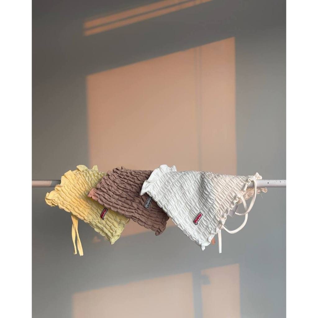 Áo croptop 2 dây MONÁ - SERA