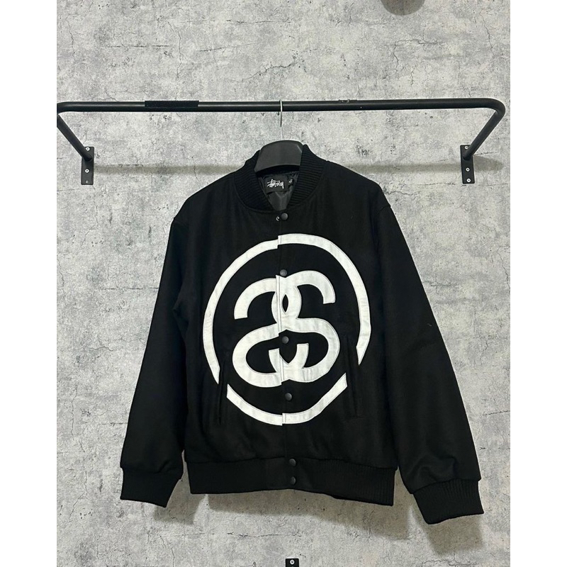 ÁO KHOÁC BOMBER STUSSY THÊU LOGO FORM RỘNG UNISEX - NOPI STORE