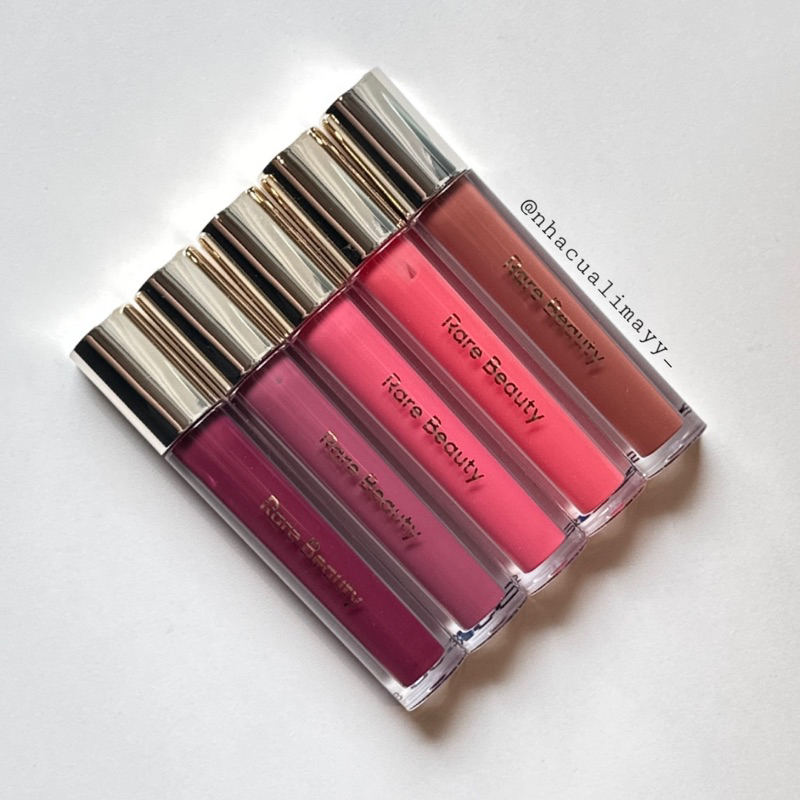 Son dưỡng có màu Rare Beauty Stay Vulnerable Glossy Lip Balm
