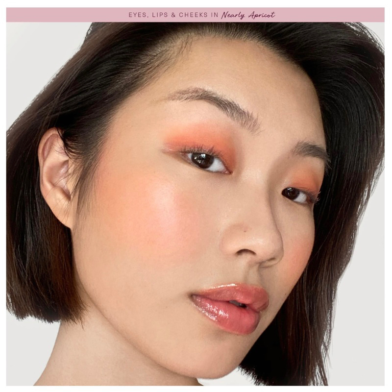 Son dưỡng có màu Rare Beauty Stay Vulnerable Glossy Lip Balm