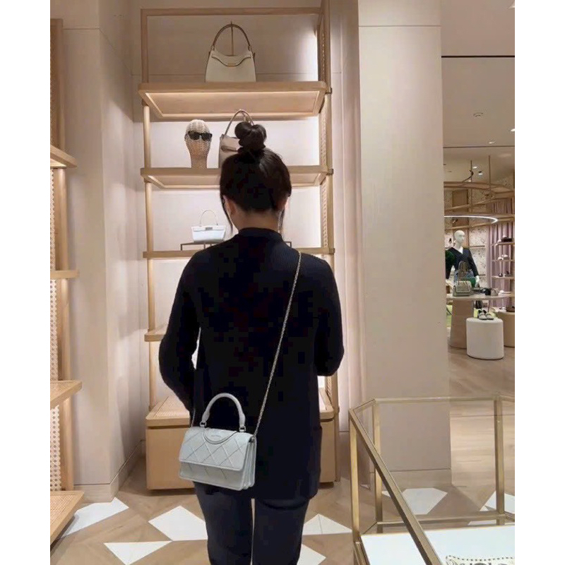 Túi Burch Fleming Convertible 18 xịn mịn