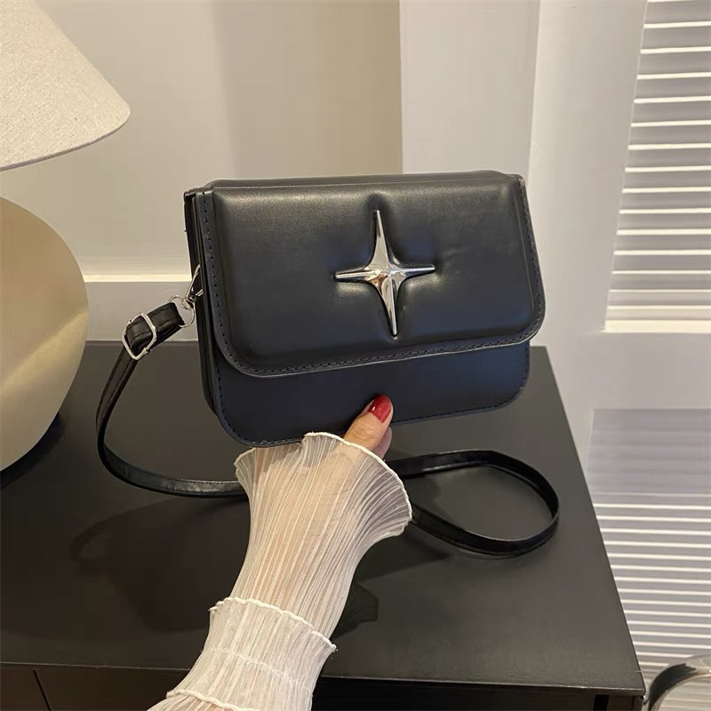 Túi Xách Nữ Túi Đeo Chéo Đeo Vai Basic Phối Ngôi Sao Phong Cách Hàn Quốc QG Store