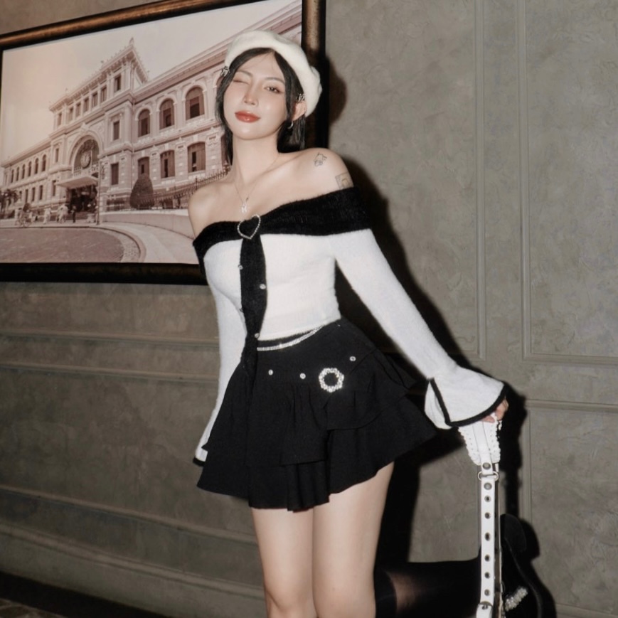 THE FANCE | Áo len lông tay dài thắt cà vạt khoen trái tim đá tôn dáng HEARTY MOOD CROP