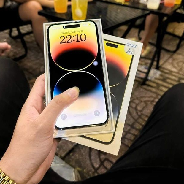 Điện thoại 14 P.r.m - 𝐕𝐧 𝐩𝐢𝐧 𝟏𝟎𝟎 Ngoại Hình Fullbox. Phụ kiện kèm máy - Bảo Hành 1 Năm