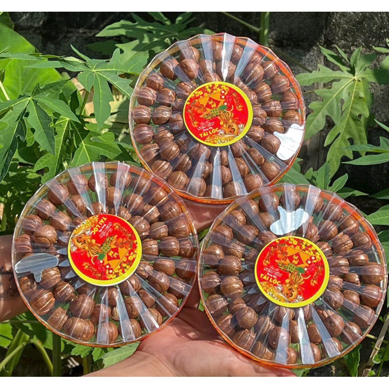 Hộp macca Tết 2024