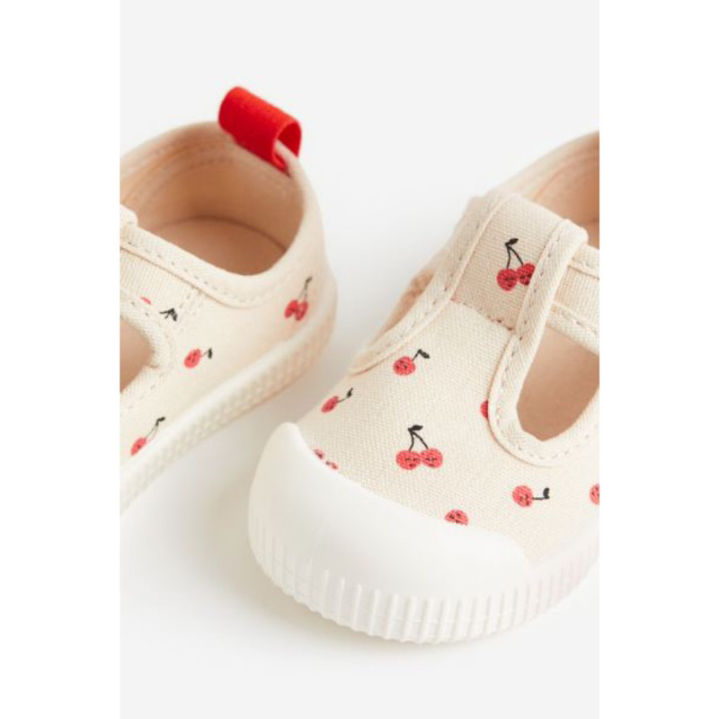 Giày dép tập đi cho bé gái HM auth săn sale 12cm đến 15cm