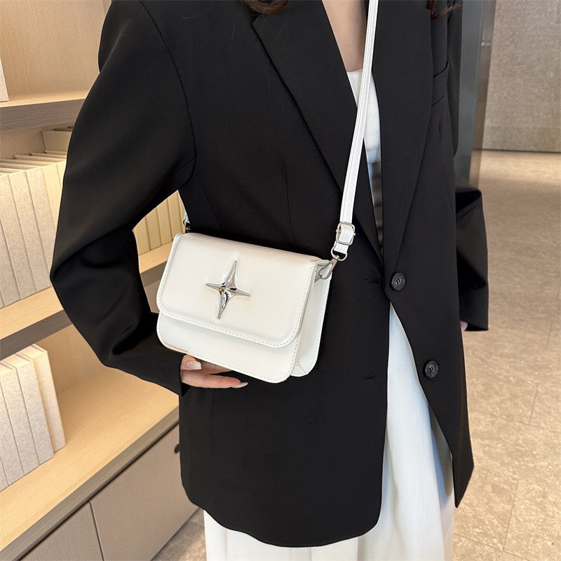 Túi Xách Nữ Túi Đeo Chéo Đeo Vai Basic Phối Ngôi Sao Phong Cách Hàn Quốc QG Store