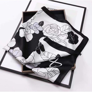 Khăn choàng cổ vải lụa mềm size 70x70cm