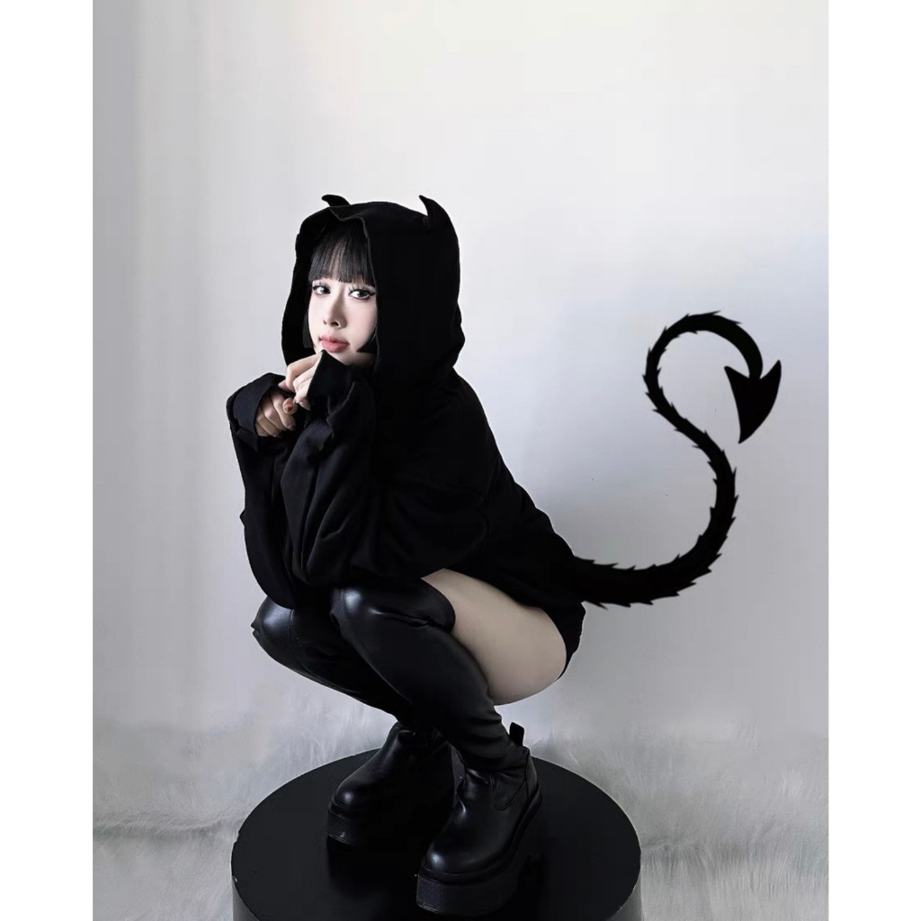 Áo hoodie tai yêu tinh by xoxoxiao