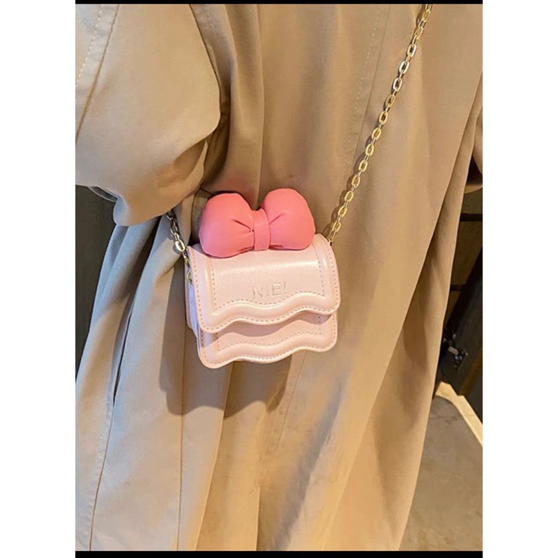 Túi mini đeo chéo dập viền gân đính nơ xinh xắn 6 màu