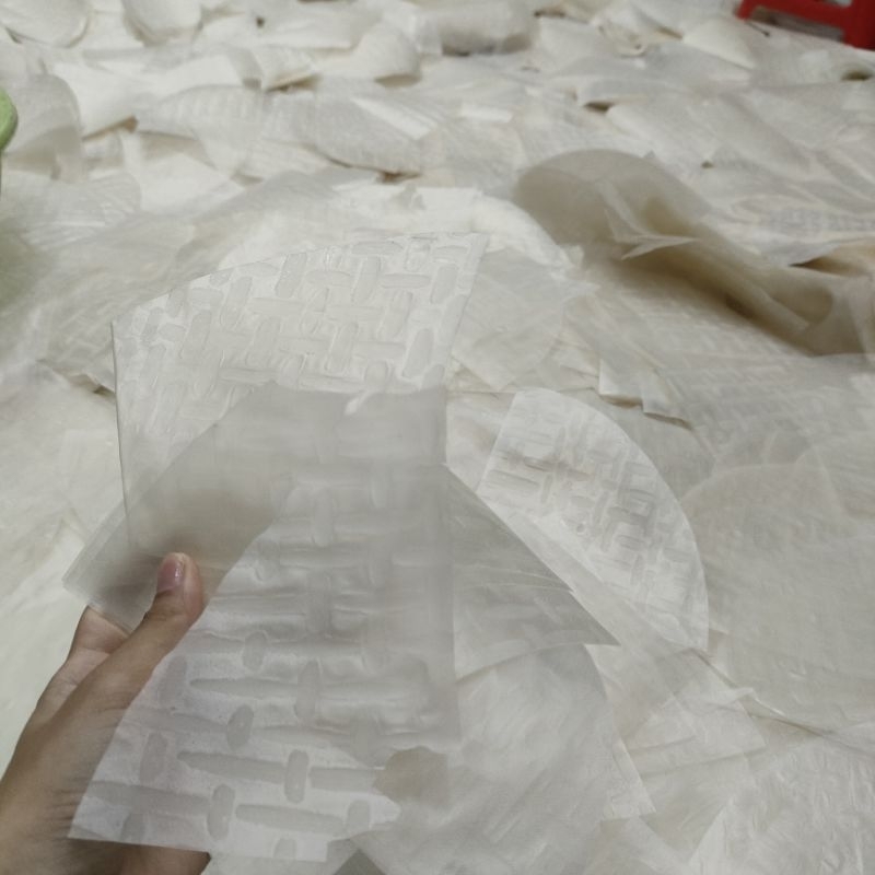 Bánh tráng chấm sốt muối béo