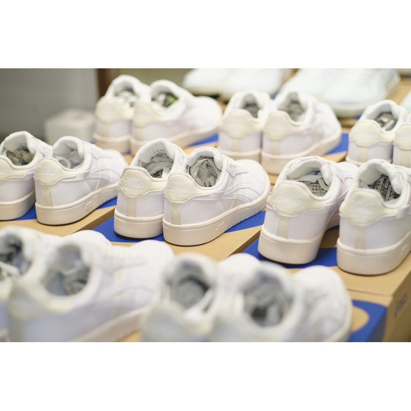 Giày asics new trắng kem- box thay thế