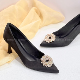 Giày cao gót nữ màu đen satin phối khoá gót 7p