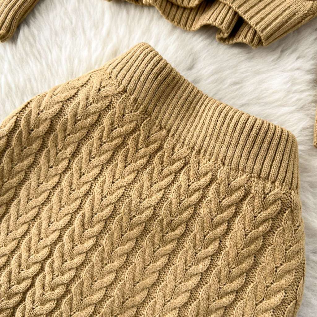 Set áo len xoắn và váy phong cách Maillard