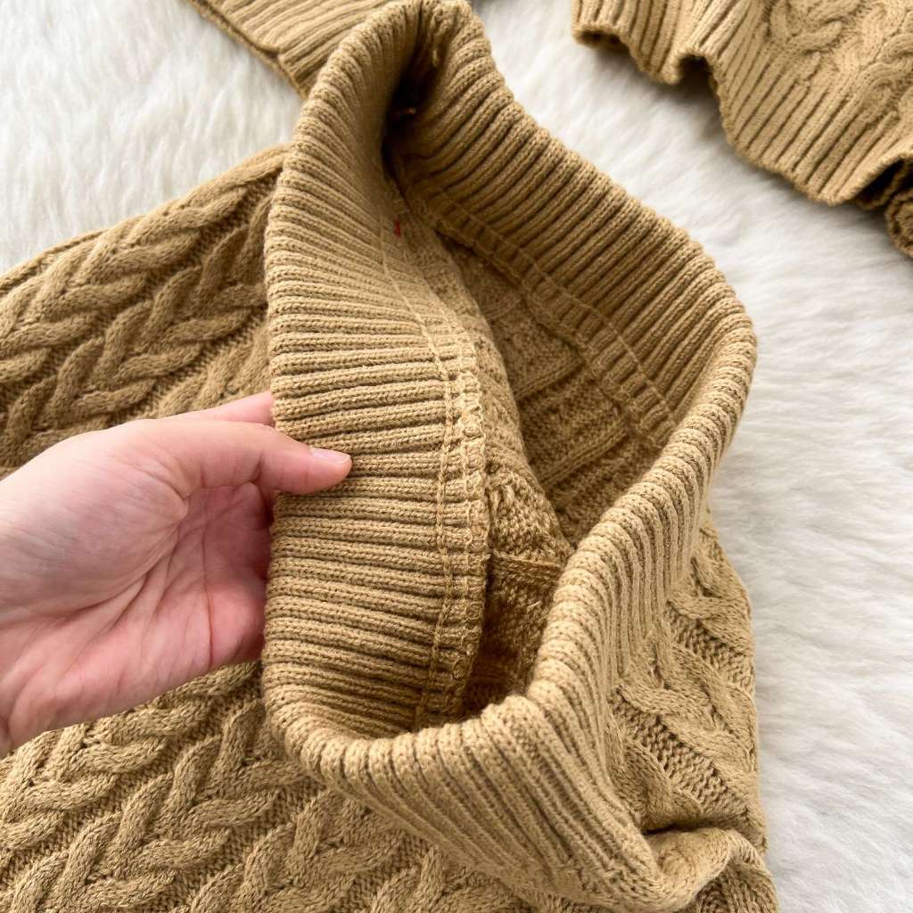 Set áo len xoắn và váy phong cách Maillard