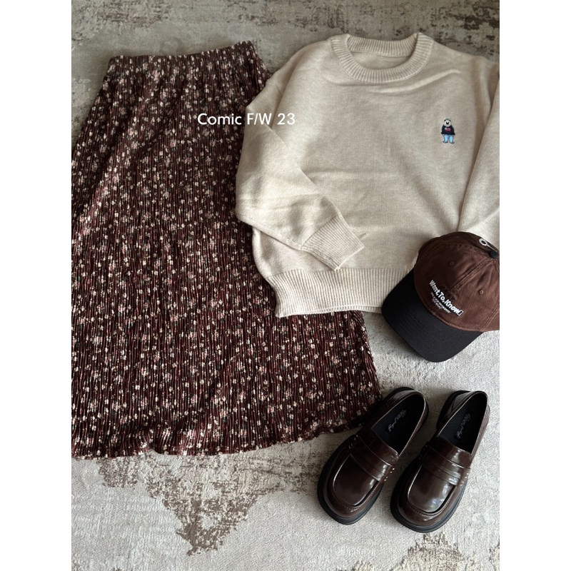 Chân váy nhung tăm hoa nhí Comic