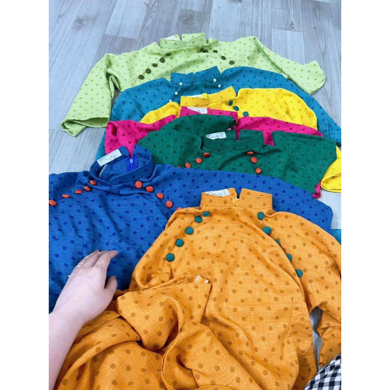 Áo dài đũi chấm bi mẫu mới