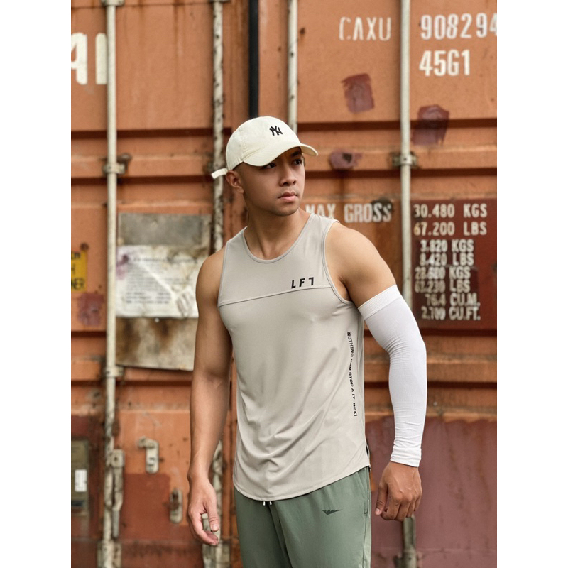 LFT TANKTOP VẠT BẦU 2023