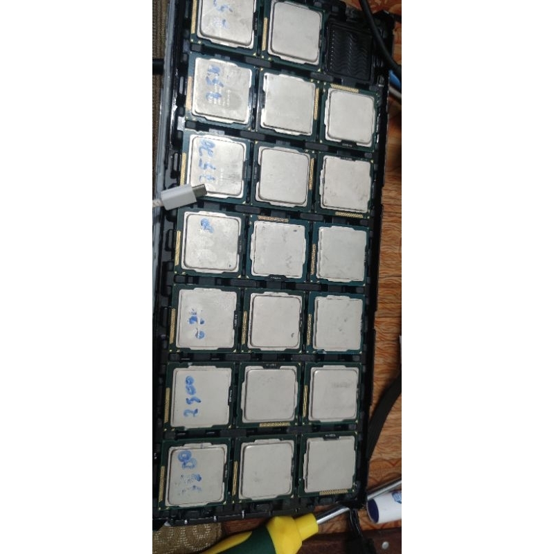 I5 2500 i5 2400 chạy H61