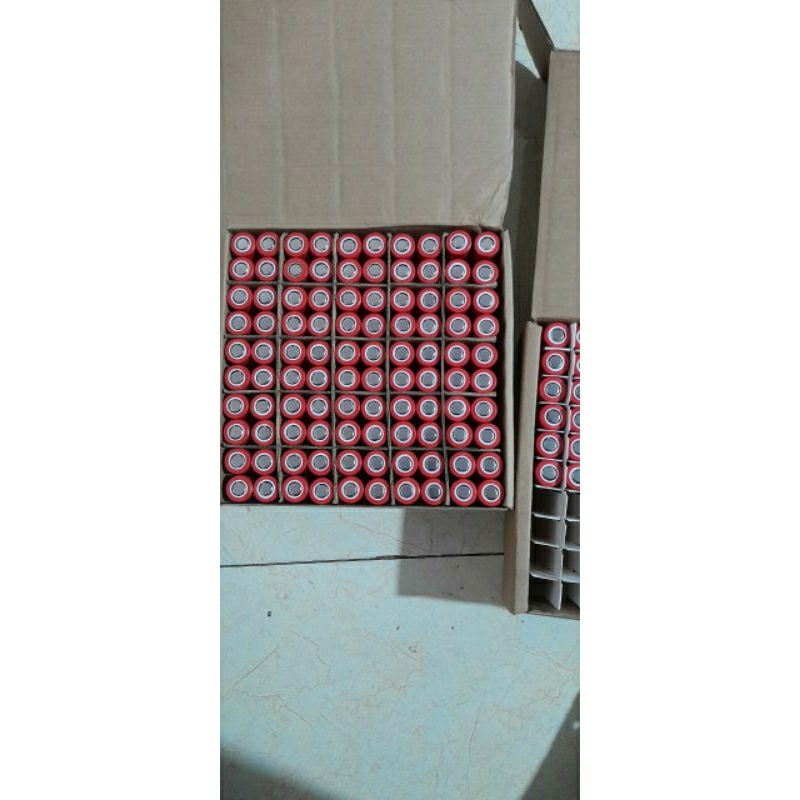 Pin 3,7v loại 2 đầu bằng dùng cho míc , đài..