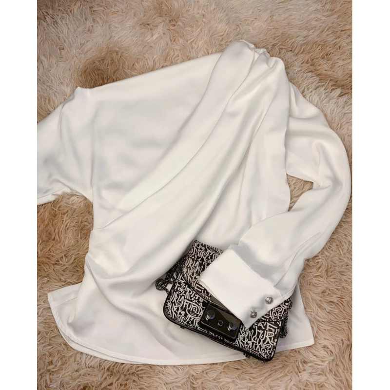 Pass áo LEAH BLOUSE