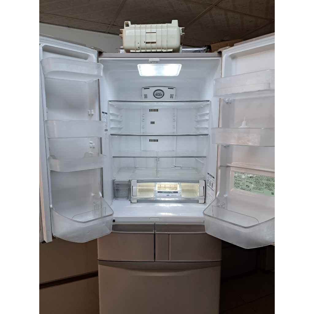 TỦ LẠNH HITACHI NỘI ĐỊA NHẬT HÚT CHÂN KHÔNG. MODEL R-F440 ĐIỆN 100V