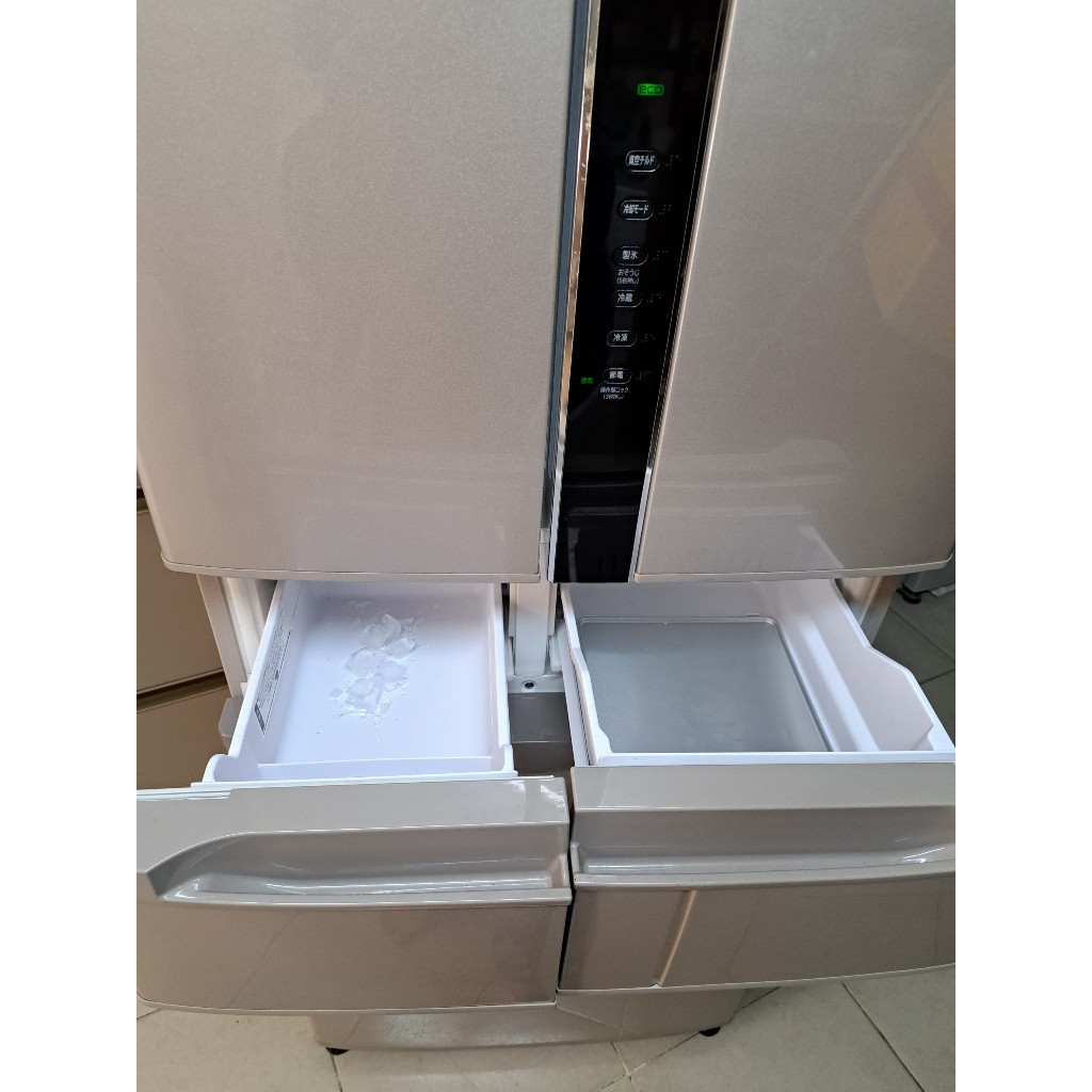 TỦ LẠNH HITACHI NỘI ĐỊA NHẬT HÚT CHÂN KHÔNG. MODEL R-F440 ĐIỆN 100V