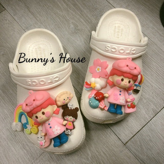 Jibbitz, sticker, set charm cô bé giày xanh sakura trang trí dép sục, dép cross