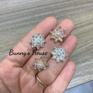Sticker / jibitz/ charm hoa nhụy ngọc trai nhỏ trang trí dép sục
