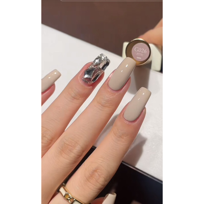 Màu ghi sữa mã 26