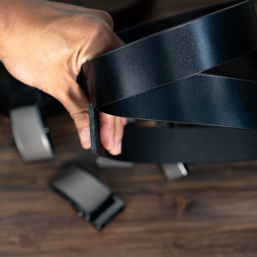 Thắt lưng công sở nam, khóa lăn truyền thống đen, nâu trơn, da bò nguyên miếng