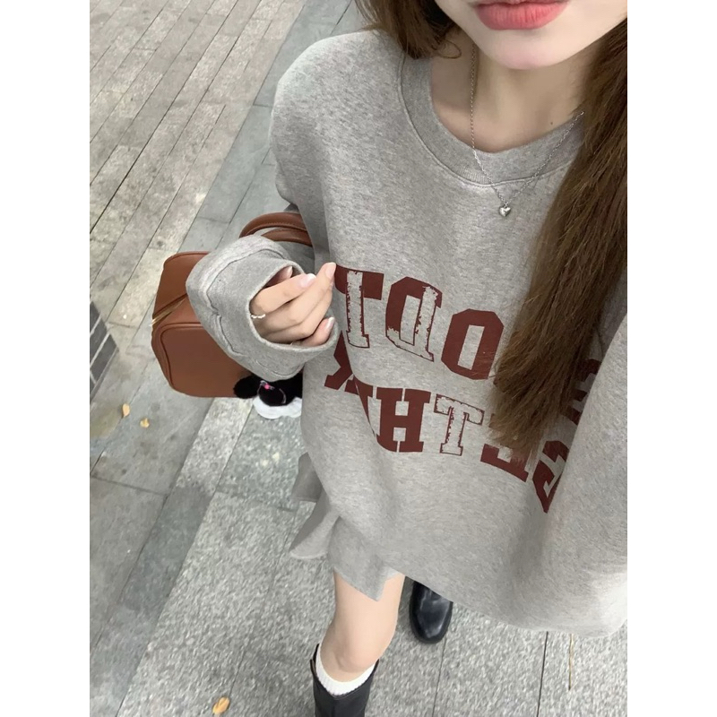 Set áo sweater chân váy xếp ly nỉ xám hottrend