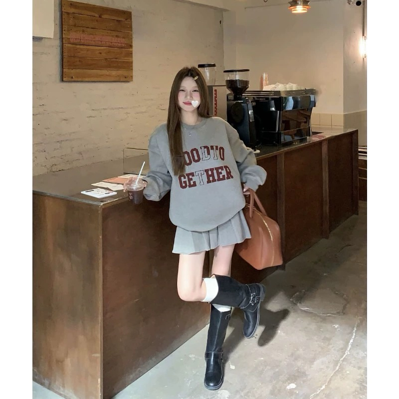 Set áo sweater chân váy xếp ly nỉ xám hottrend