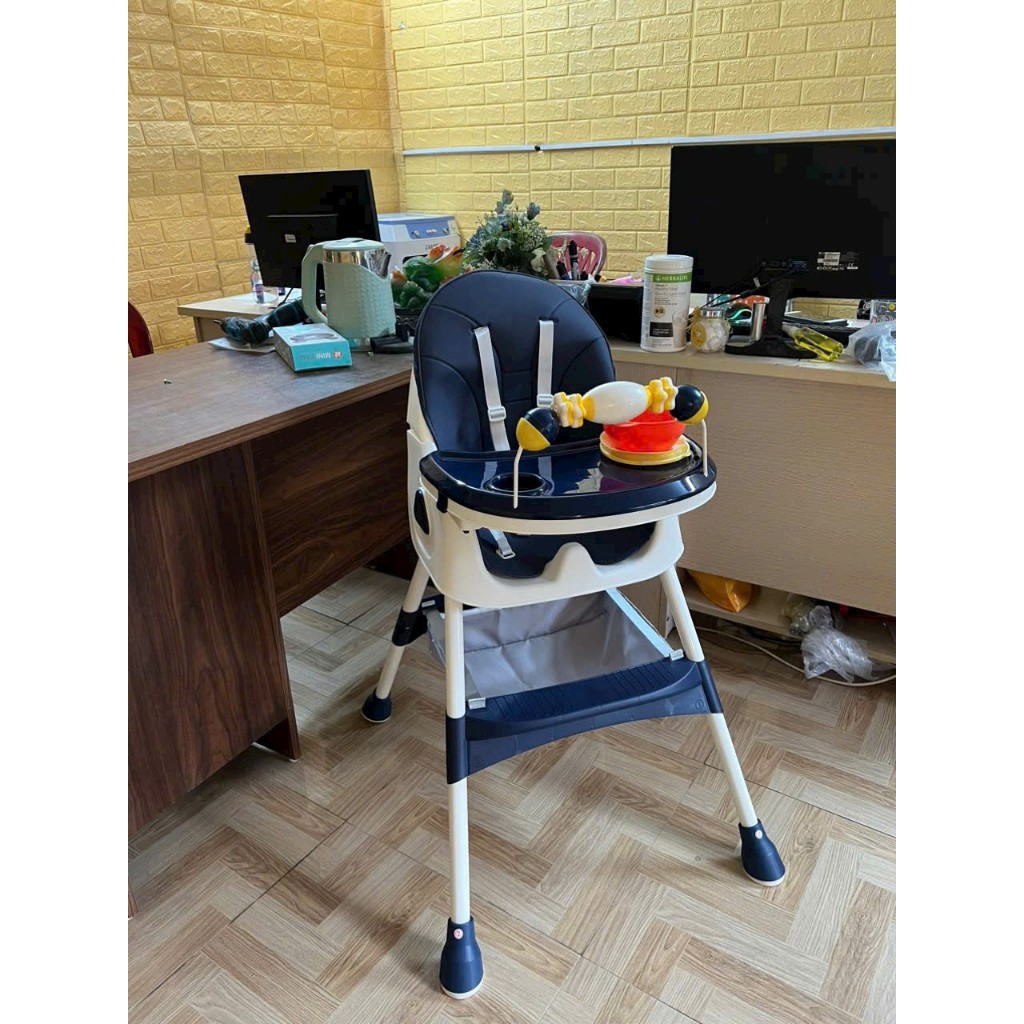 Ghế ăn dặm có bánh xe - Gấp gọn tiện lợi có khung đồ chơi E-500