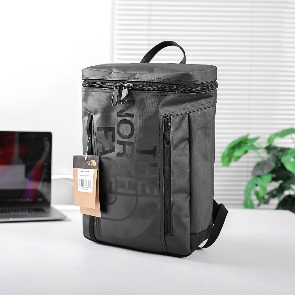 Balo Du Lịch Phượt  The North Face Fusebox Base Camp Mini Backpack Có Còi Báo Hiệu An Toàn Chống Nước Tốt BH Trọn Đời