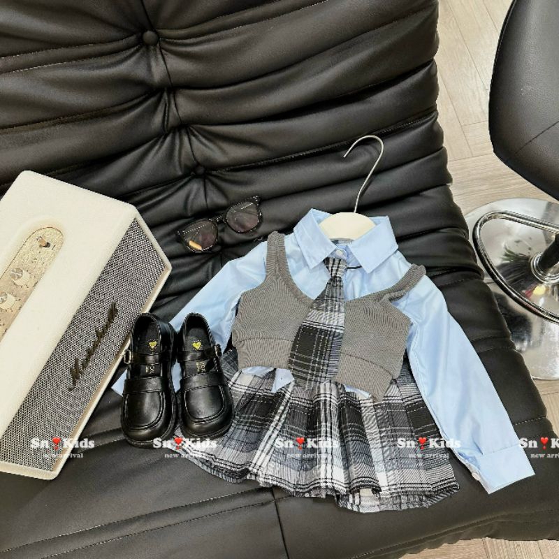 Set học sinh cho bé gái 8 đến 28kg.video +hình thật trải sàn.set 3 món ak