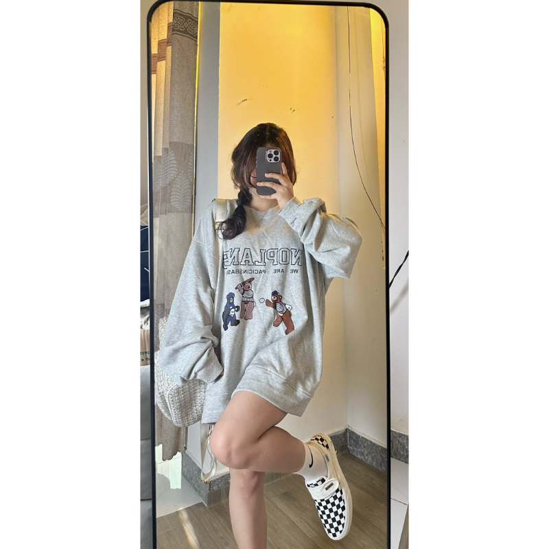 Sweater hình in gấu siêu xinh🤍🐰