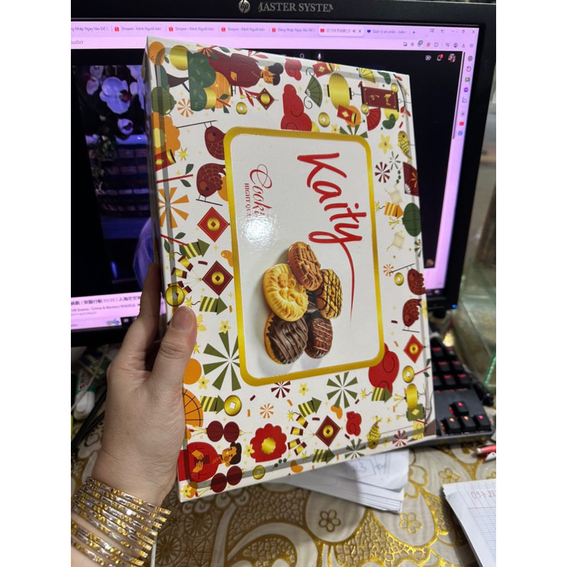 Bánh chống lưng  quy hộp 400g