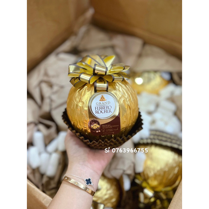 (Hoả tốc SG) Chocolate Ferrero Rocher Quả cầu nơ size lớn 240g chuẩn Mỹ date t4/2024
