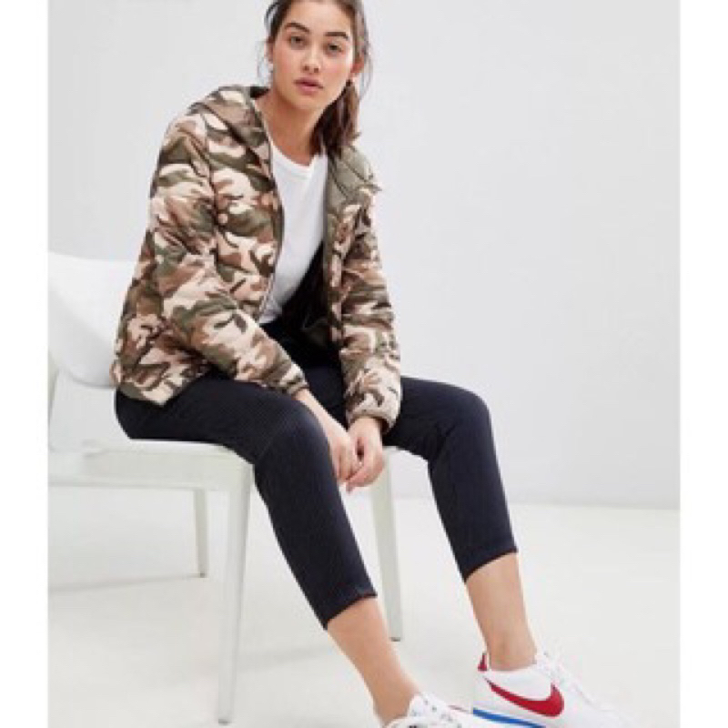 Áo phao nữ siêu nhẹ dáng Basic hãng Pu.ll&Bear xuất âu cao cấp