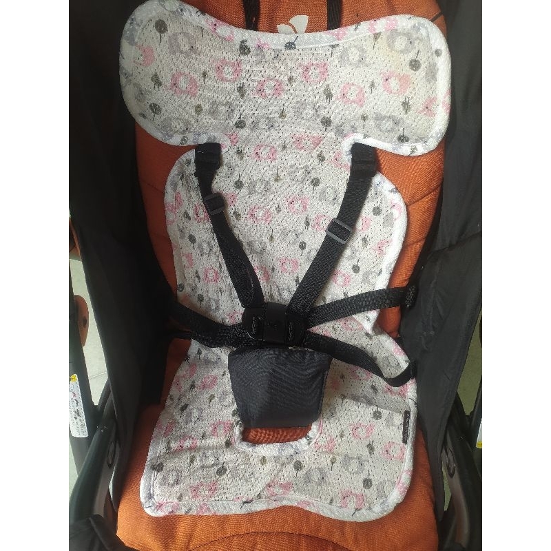 Tấm lót xe đẩy mỏng,thông hơi