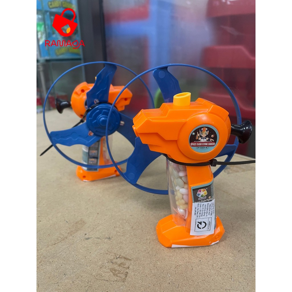 Juqi Đồ chơi kéo chong chóng quay phát sáng kèm kẹo đồ chơi vận động cho bé