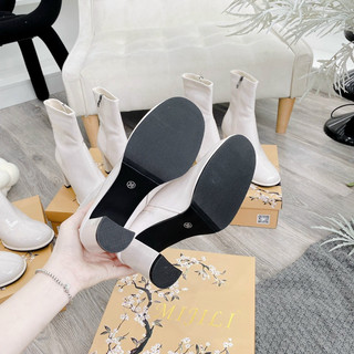 bốt hoa anh đào bóng 2 màu