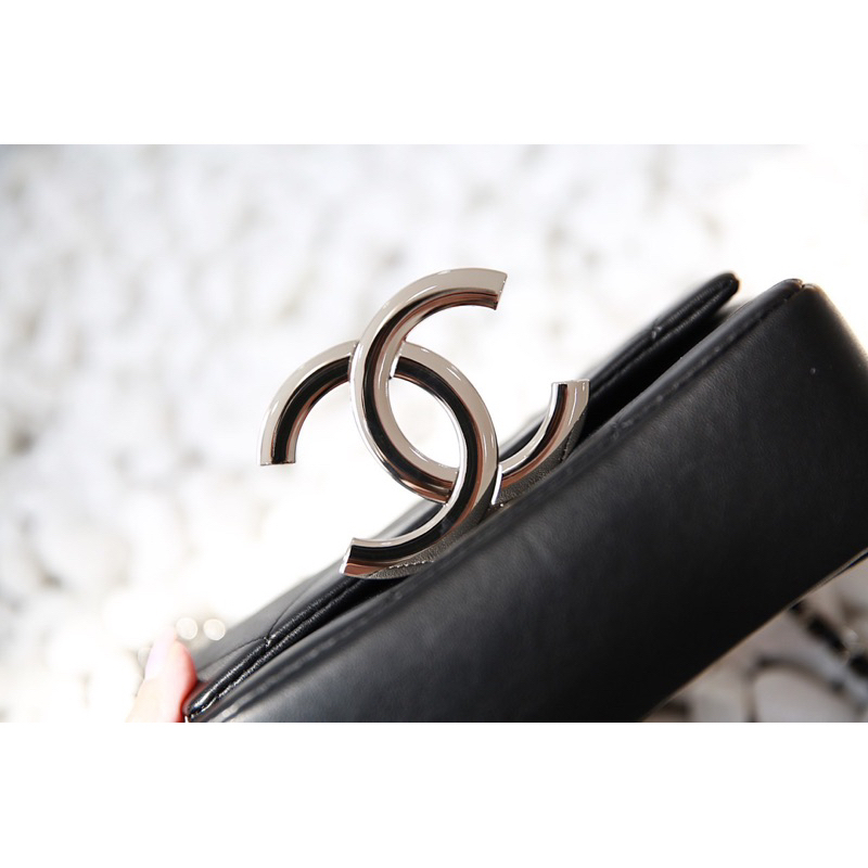 Túi Da Bò Mềm Chữ X Flapbag LOGo