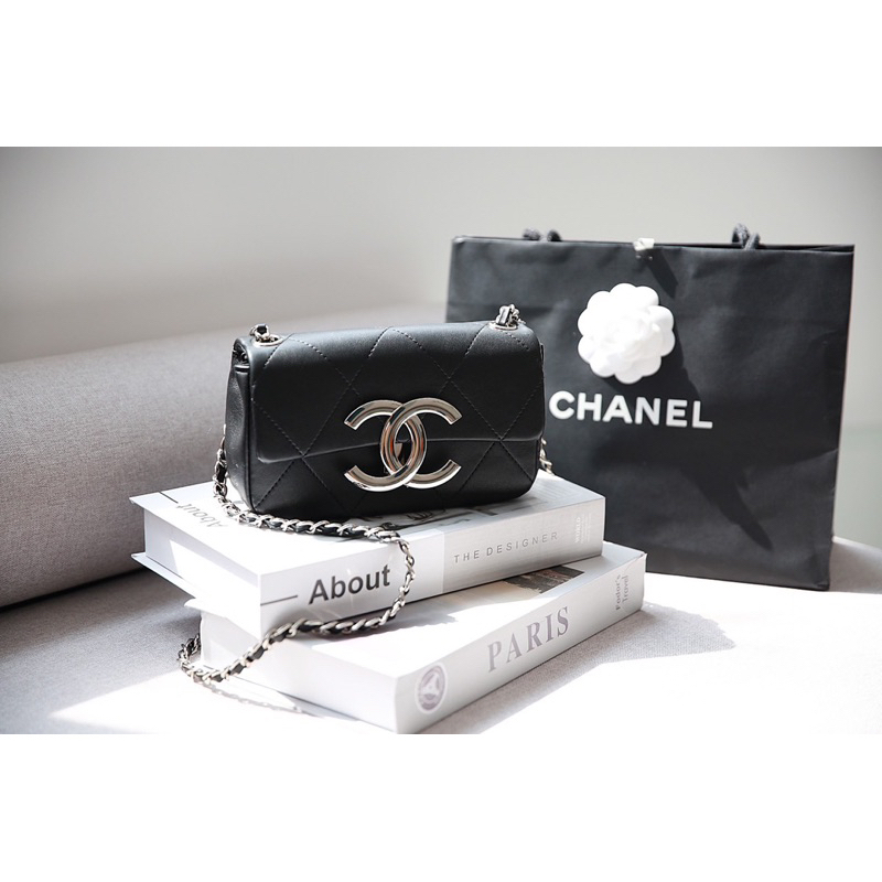 Túi Da Bò Mềm Chữ X Flapbag LOGo